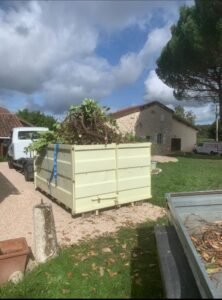 Abattage d'une Haie de Laurier à Fourcès dans le Gers
